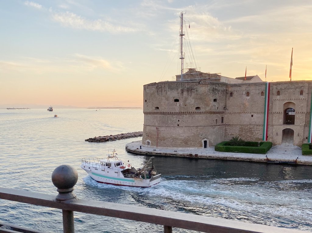 castello aragonese di taranto